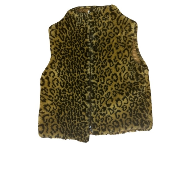 Collection B Animal Print Faux Fur Vest - Picture 1 of 6